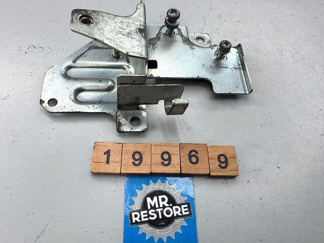 Yamaha V90 T Electrics Panel Plate Bracket Holder
