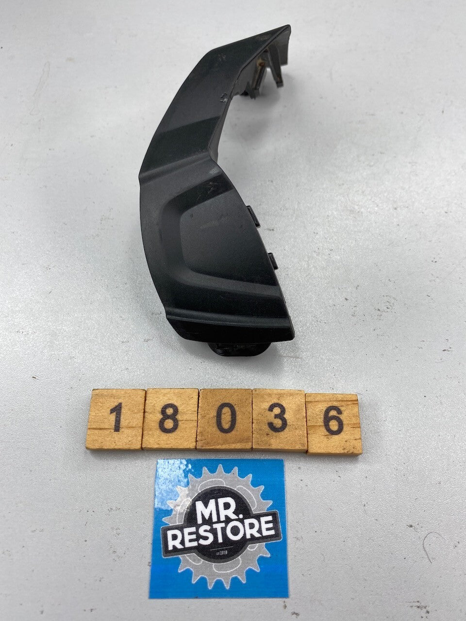 BMW R1200GS R/H Spark Plug Cover 11127718150