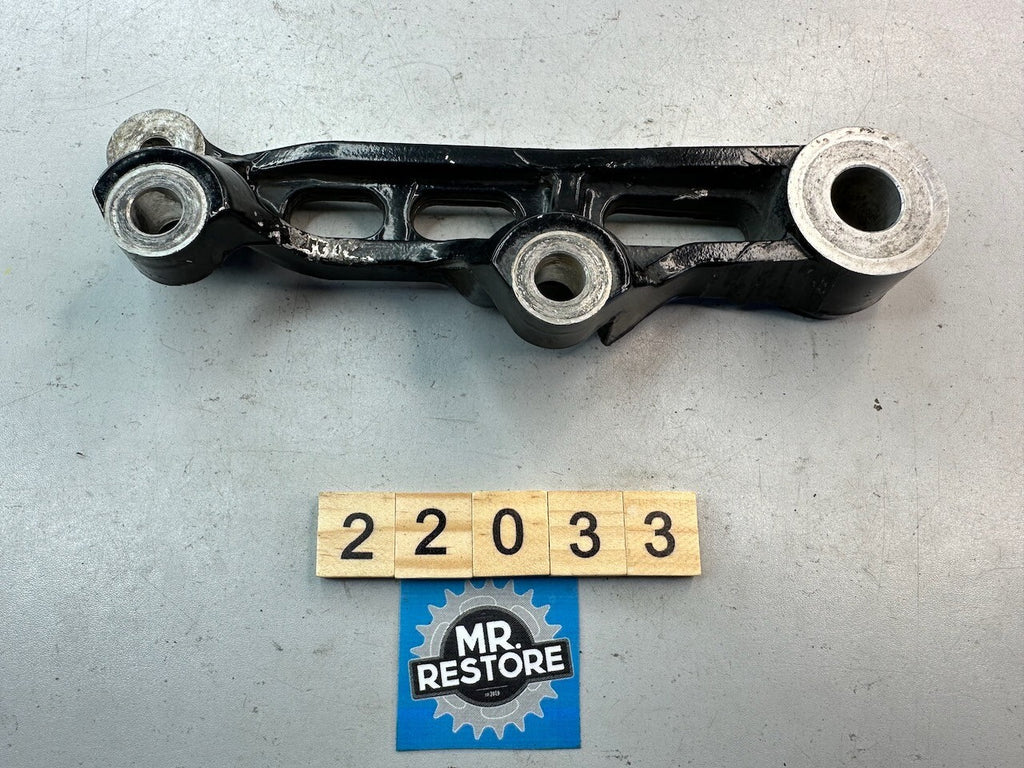 Yamaha XJ900S FZR1000 FZR750 FZ750 FZ700 Rear Calliper Bracket 1AE-25819-52