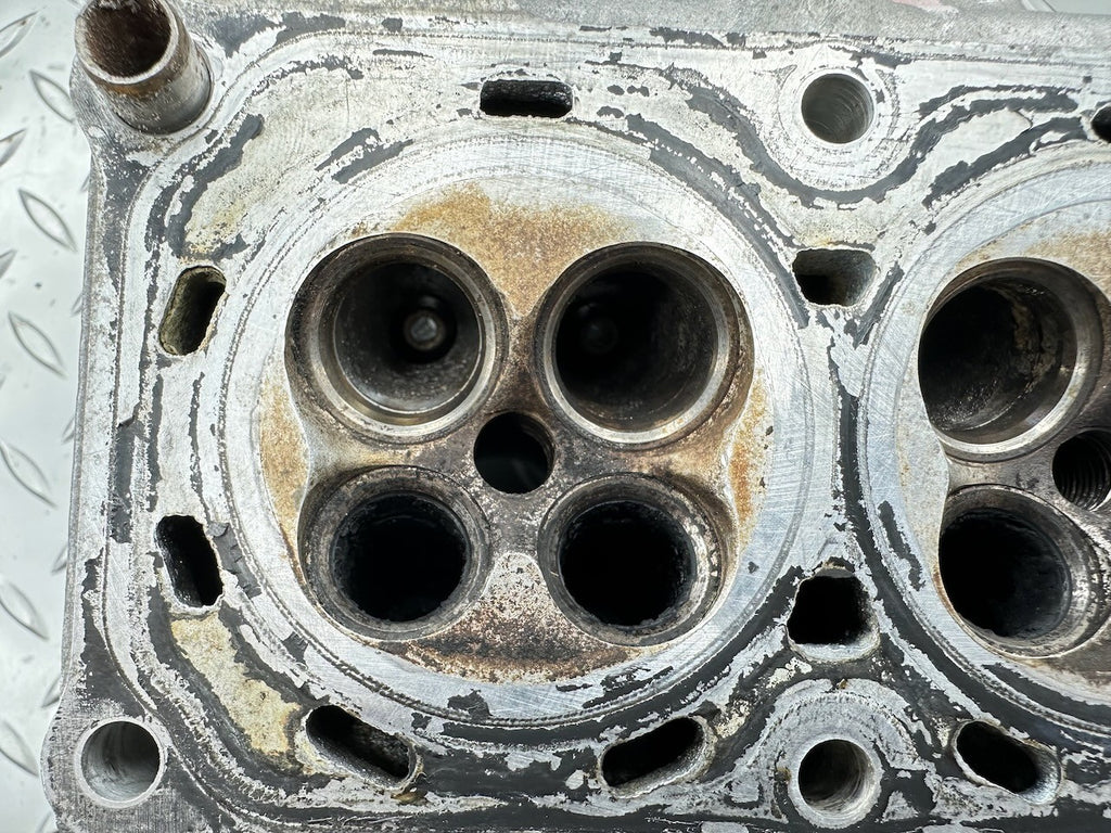 Honda CBR250R MC19 KY1 Cylinder Head