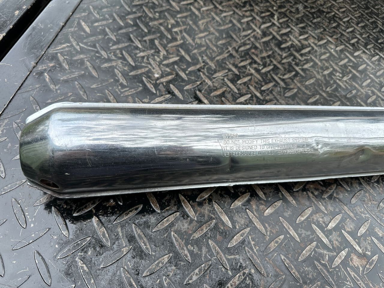 Suzuki GT250 R/H Exhaust Pipe Silencer Muffler & Baffle