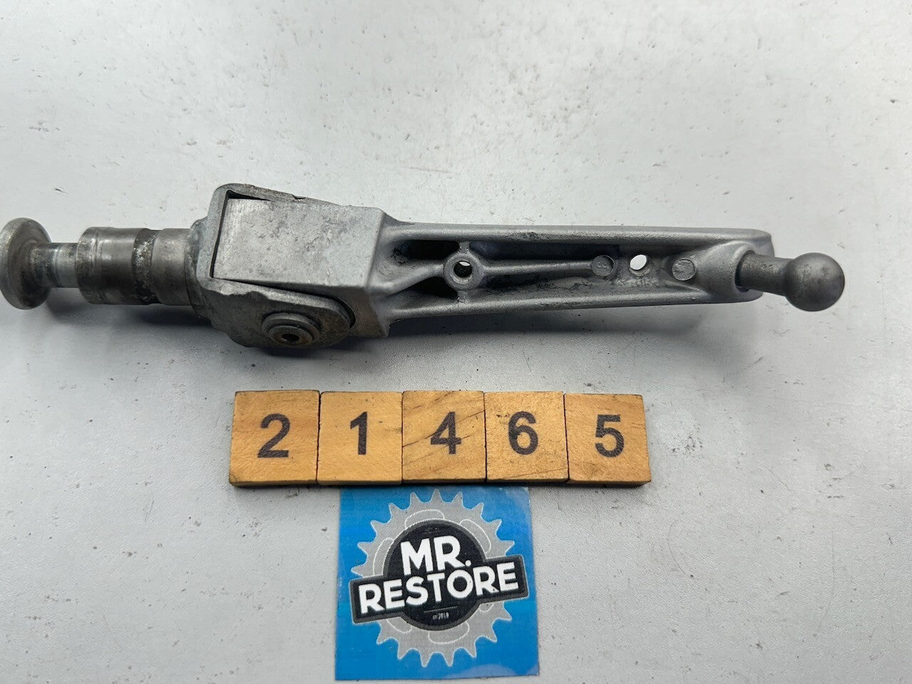 Yamaha TZR250 1KT 2MA R1-Z FZR250 Left Riders Footrest Peg 1KT-27410