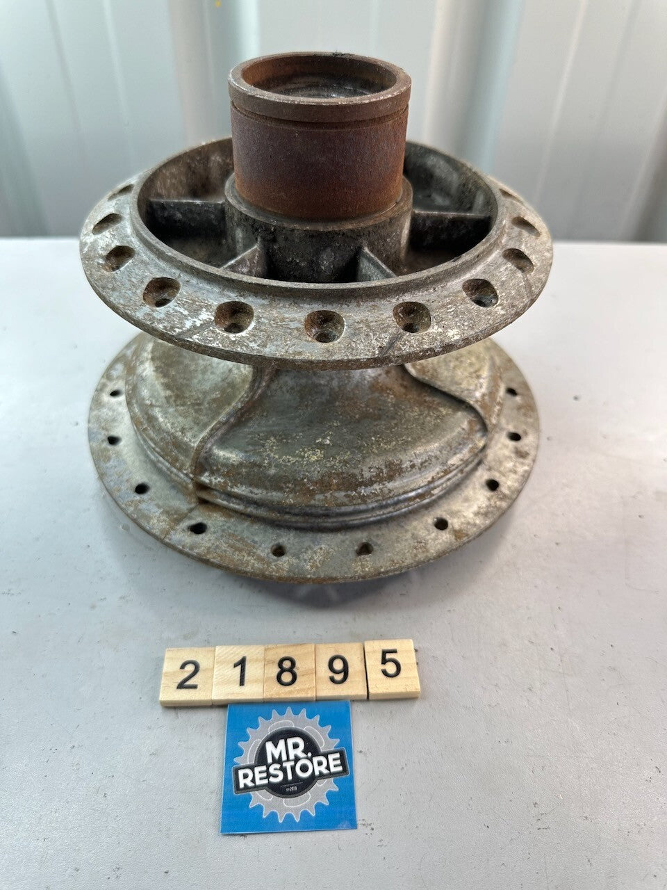 Suzuki TS250 TS400 Rear Wheel Hub