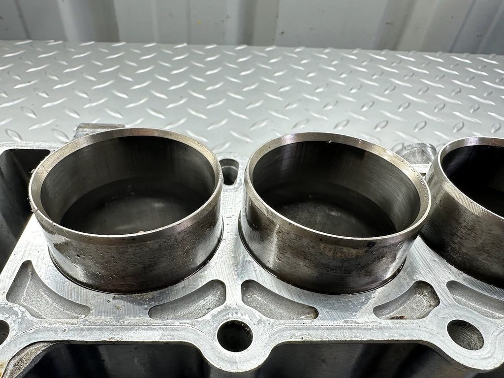 Kawasaki ZX250 ZXR250 '91-95/99' Cylinders / Pistons / Con Rods @ Standard 49mm