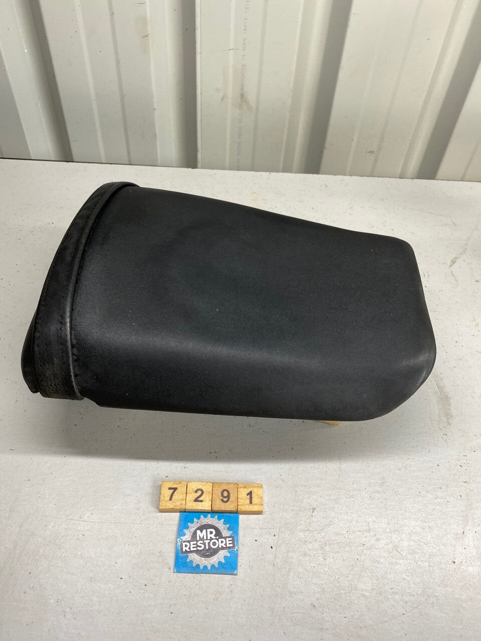 Kawasaki ZX250 ZXR250 1993-1999 Pillion Seat 53001-1641 