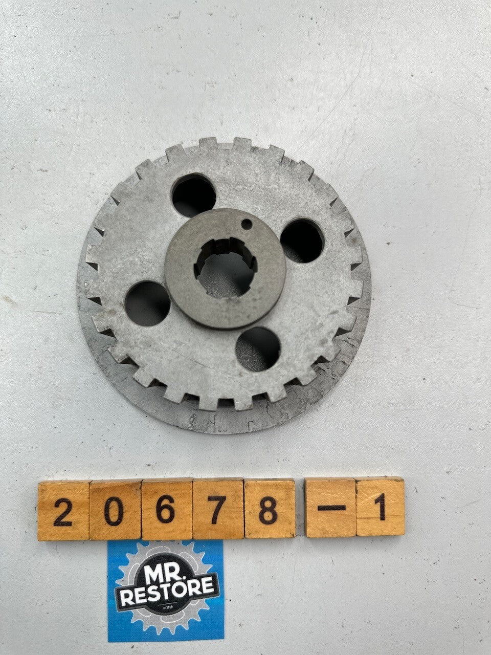 Honda XL200 XL185 XL100 CB100 CL100 CM200 Centre Clutch Boss Hub 22121-KCS-650