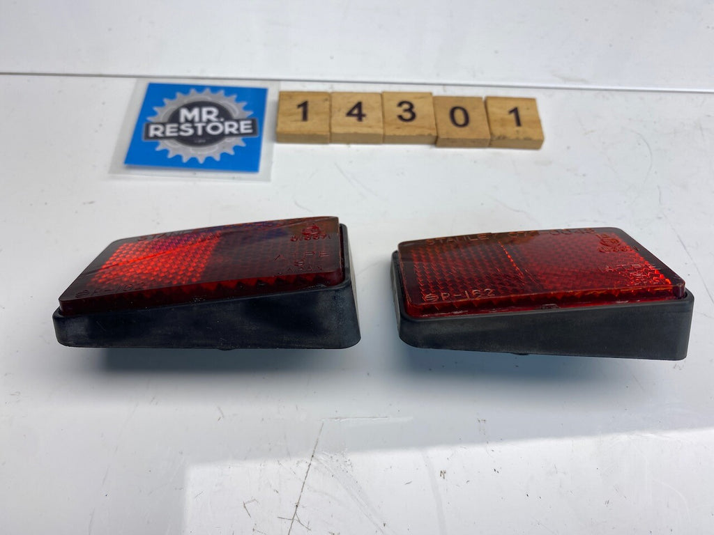 Kawasaki GPX250 EX250 Rear Fender Side Reflectors OEM Stanley Pair