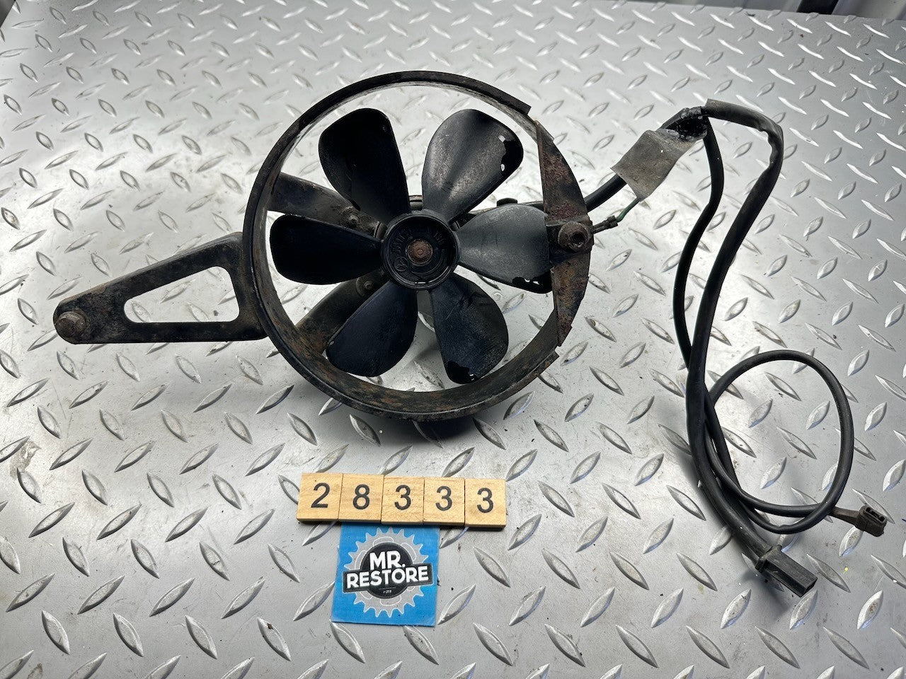 Honda CBR250R MC19 Radiator Cooling Blower Fan Assy. (Tested)