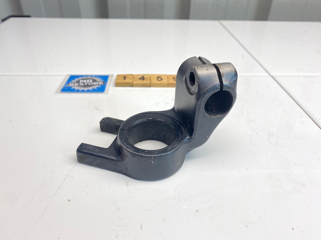 Kawasaki GPZ1100 ZX R/H Handlebar Mount 32mm