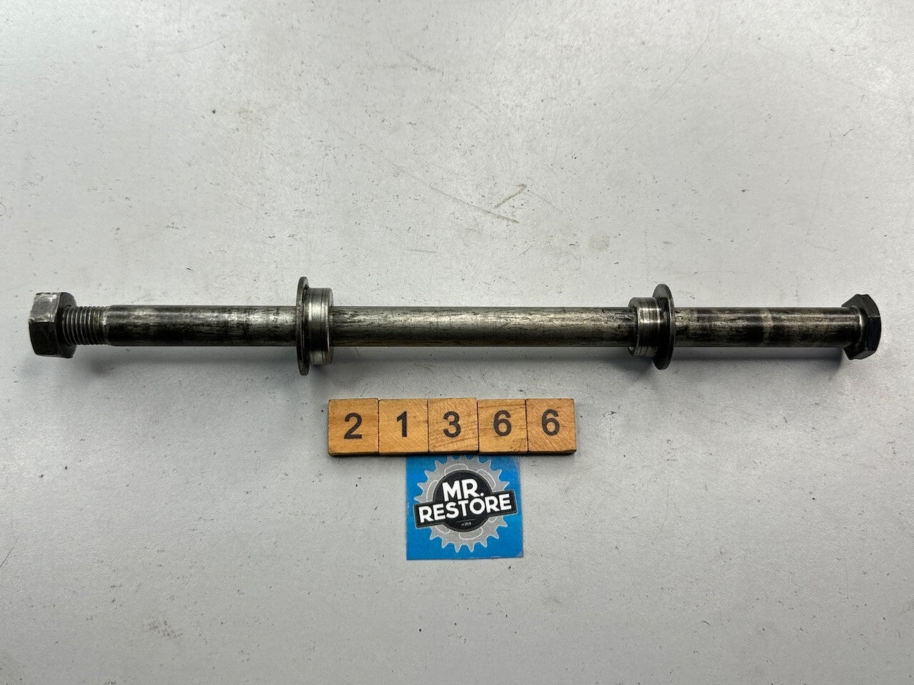 Yamaha TZR250 R1-Z FZX250 FZR250 2KR  Rear Wheel Axle, Spacers & Nuts etc