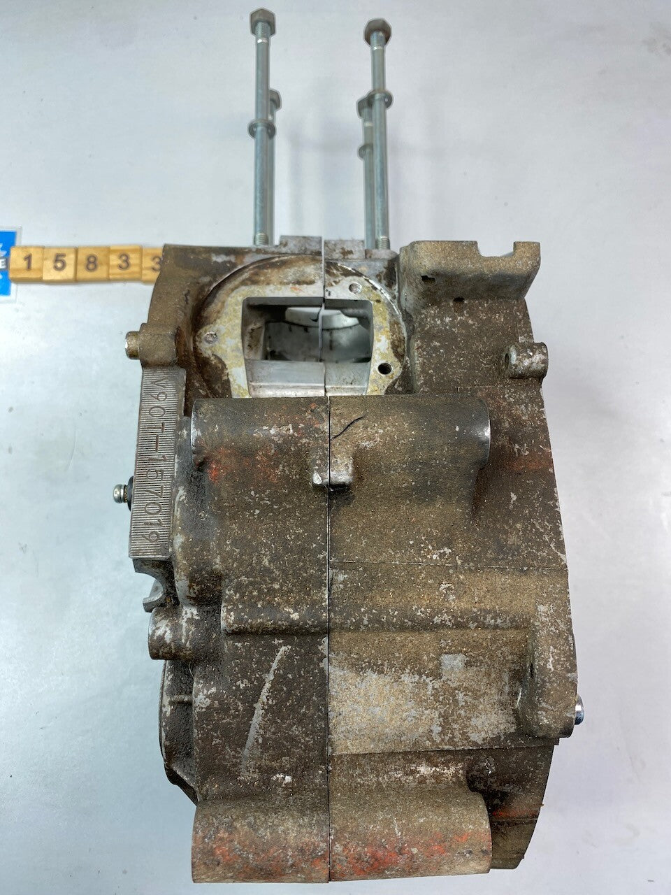 Yamaha V90 T Pair of Crank Cases 