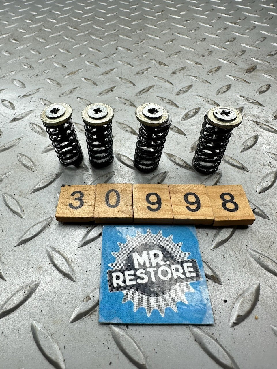 Yamaha YZ80 + Many Models Clutch Spring & Screw Set