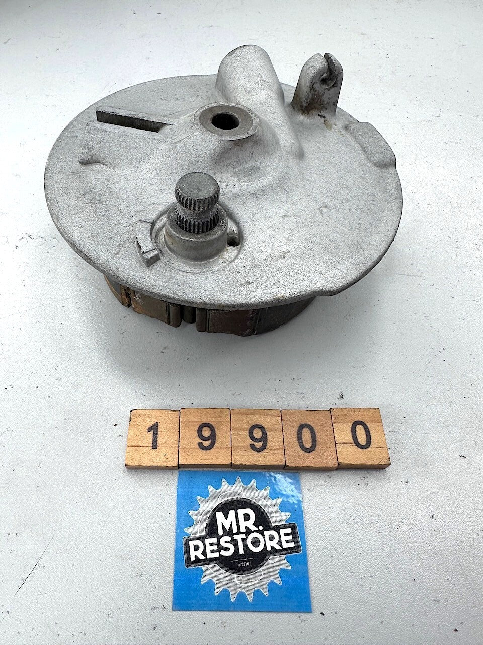 Yamaha V90 T 1982 Front Brake Hub & Speedo Drive