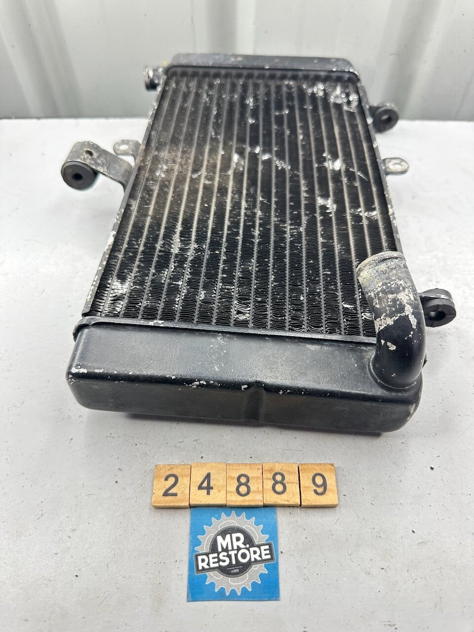Honda CBR250R MC19 Radiator 19001-KY1-003