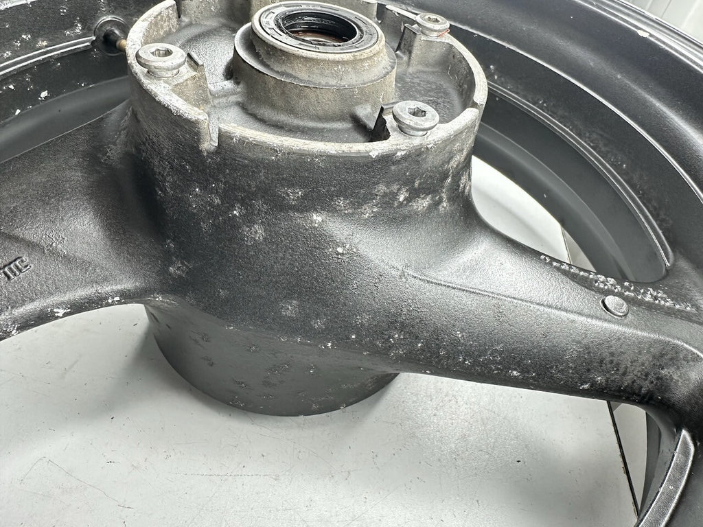 Honda VTR1000F 98-00 OEM Rear Wheel 17 x 5.50 (72R)