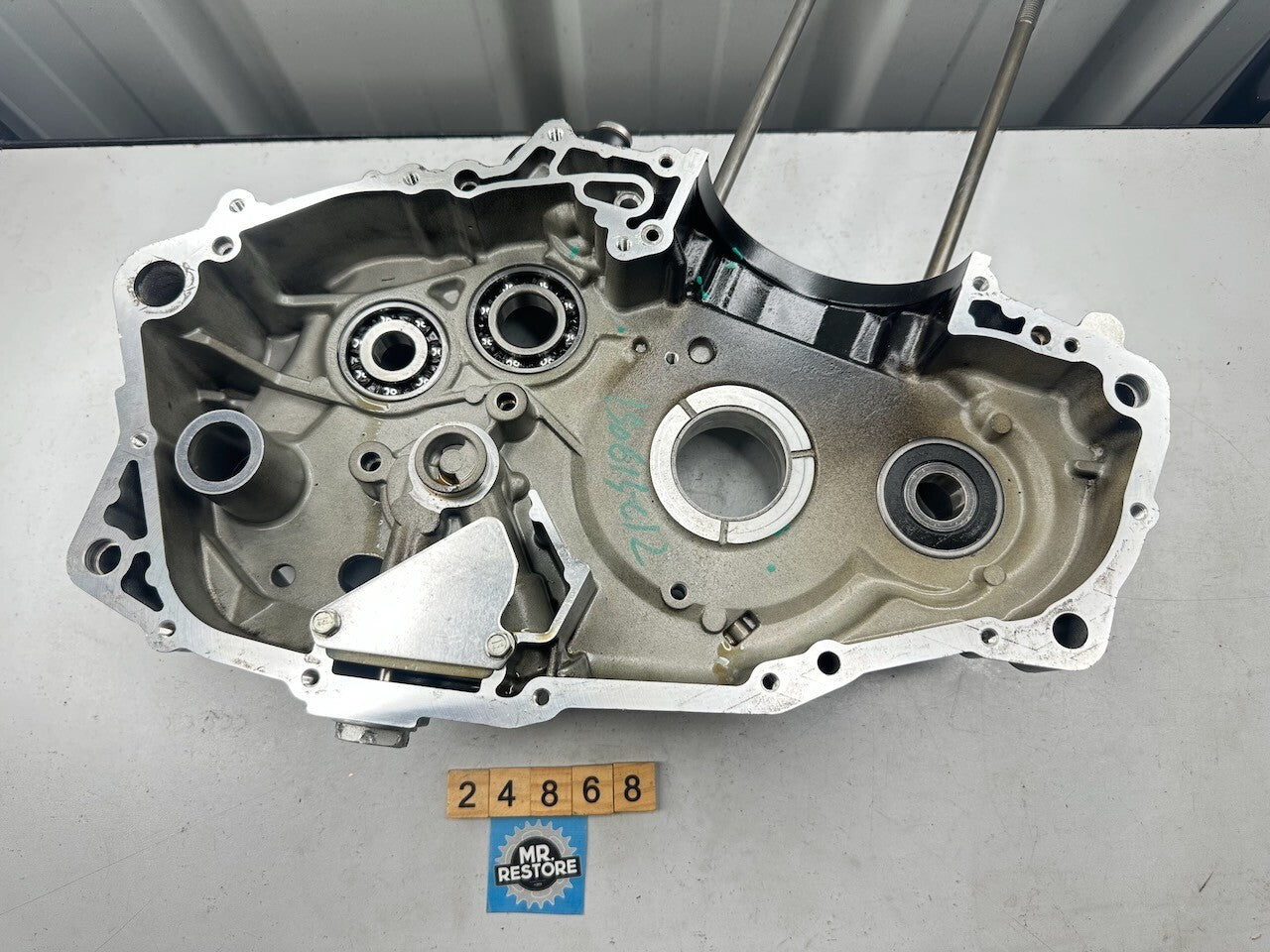 BMW G650GS '08-16' Crankcases 7700077