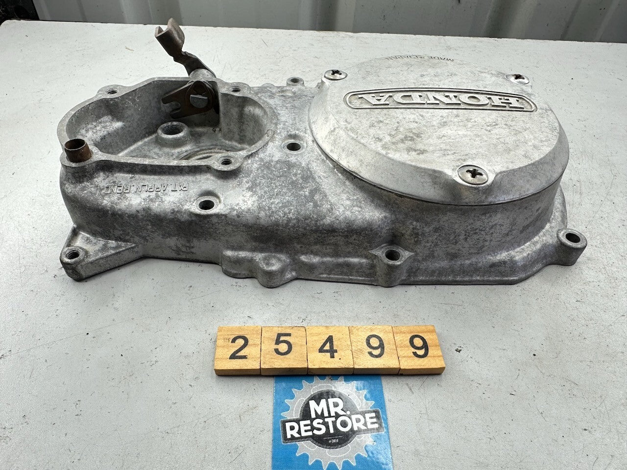 Honda CT110 Crankcase Alternator Generator Stator Cover Hi-Lo