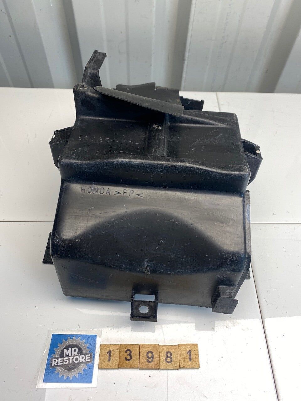 Honda CBR600F 1994-98 Battery Holder Box 50325-MAL-600