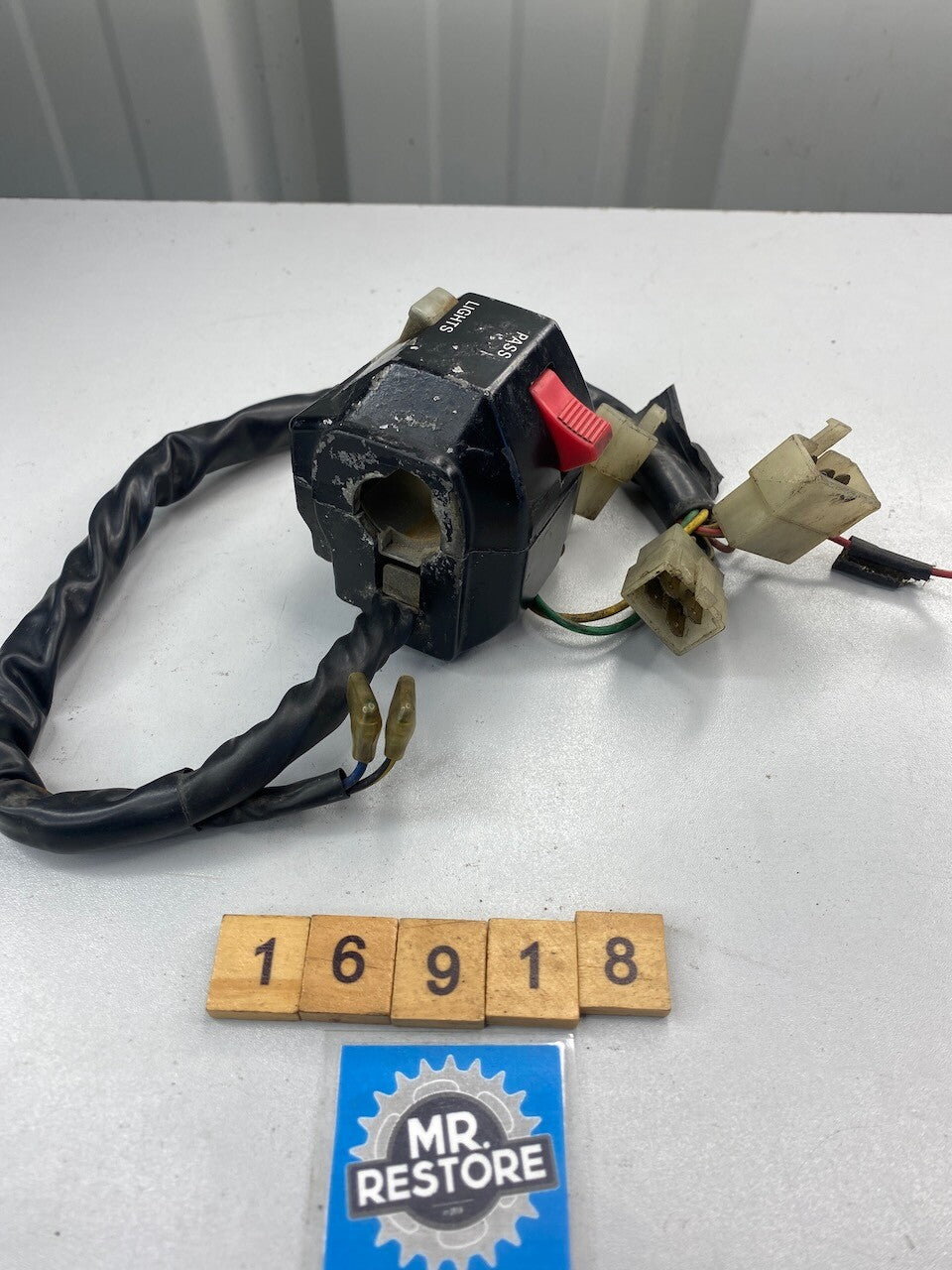 Yamaha FZ750 1985 L/H Handlebar Switch 
