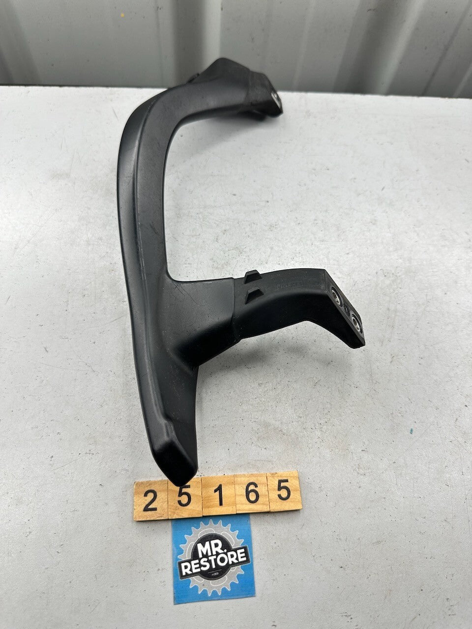 BMW K1300R '07-15' K1200R '04-08' Right Grab Rail Handle 46547686620