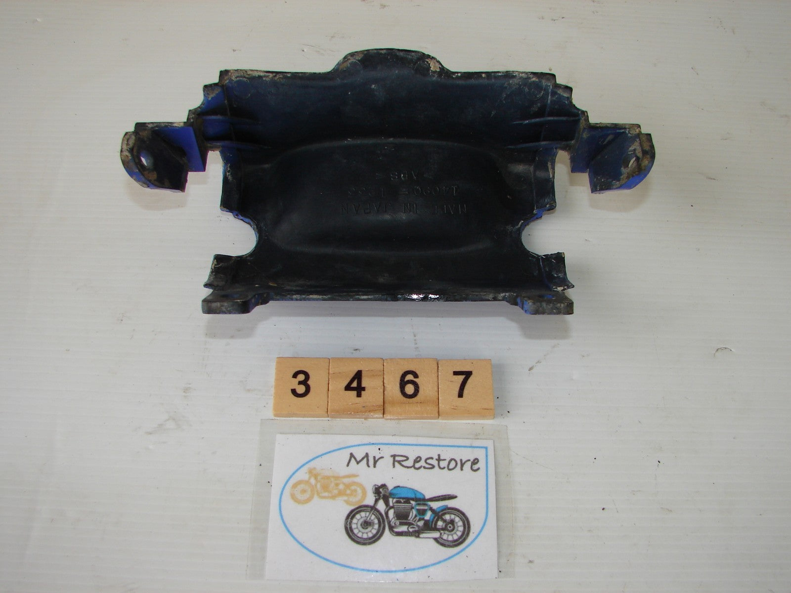 Kawasaki ZX750 tail centre fairing 14090-1233