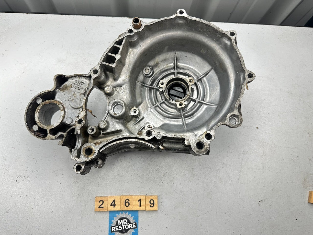 Yamaha XT600 XT500 TT600 XTZ660 SZR660 Crankcase Cover 1 - 3TB-15411-01