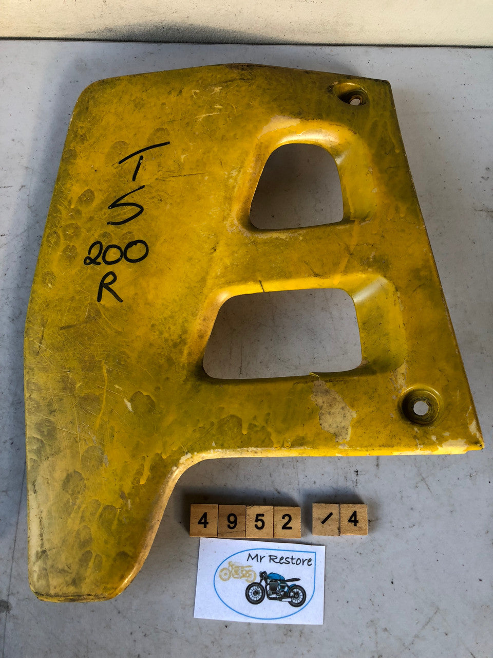 Suzuki TS200R L/H Cowl 17762-03D0 OEM