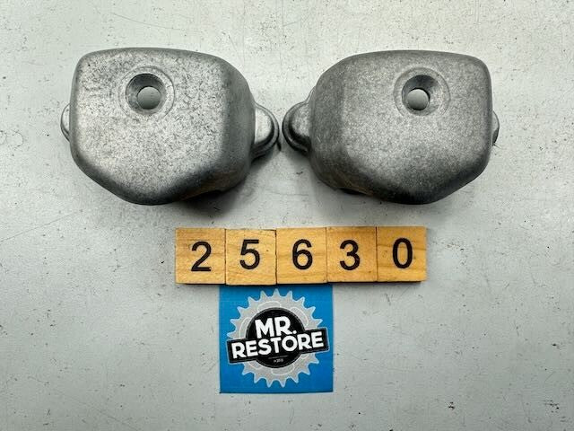 Honda CB550 CB500 Pair of Cylinder Head Side Covers 12330-323  12330-323-000