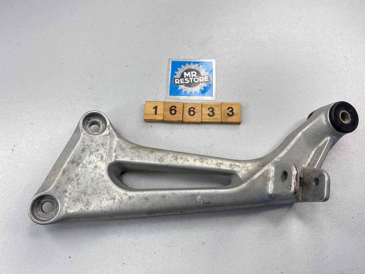 Honda VTR1000 Firestorm Superhawk 1997-00 L/H Pillion Peg Bracket 50760-MBB-000