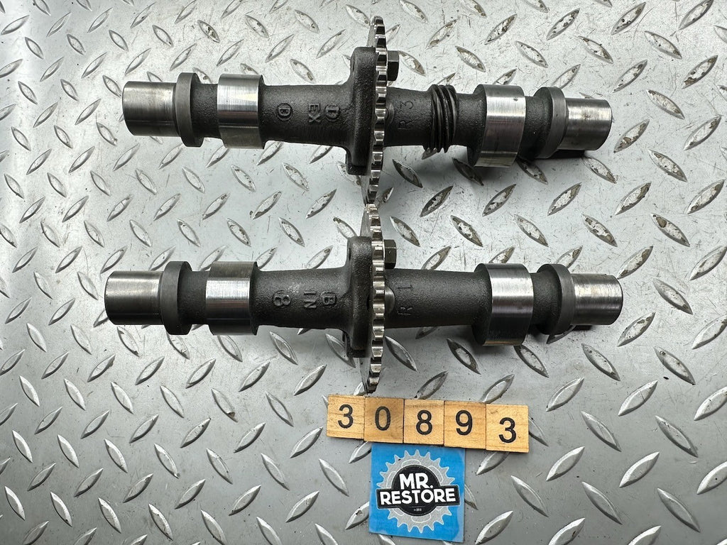 Suzuki GSX250 80-83 GS250 80-81 Exhaust / Intake Camshafts