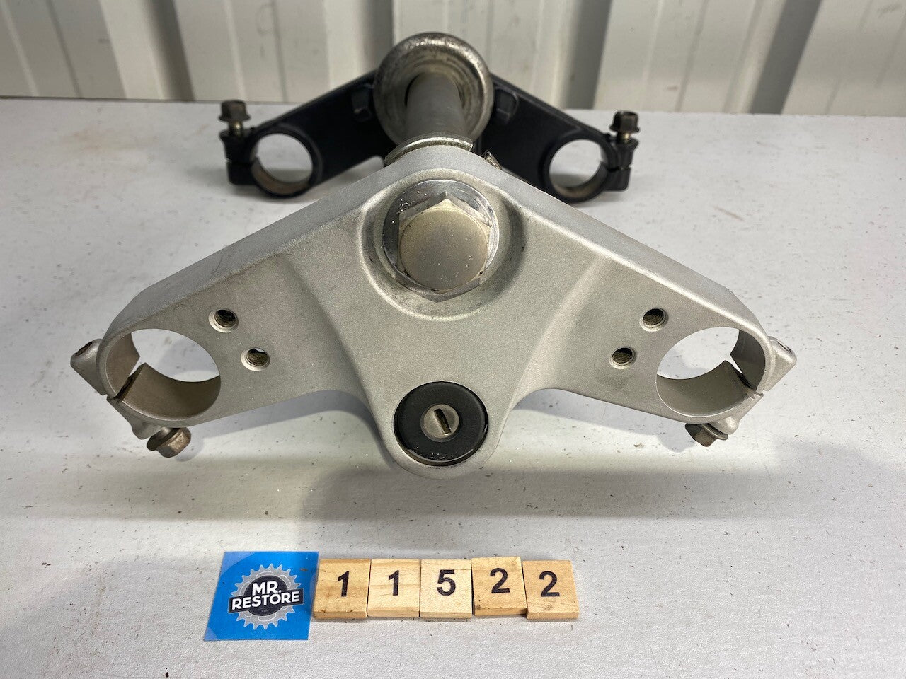 Kawasaki ZZR250 1990 Triple Tree Fork Clamp 37mm