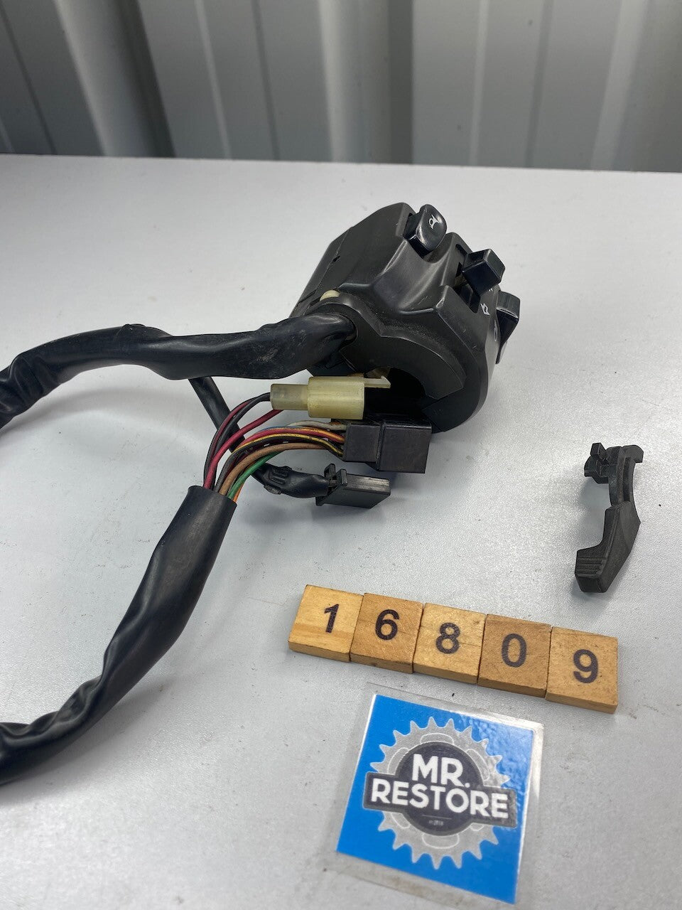 Kawasaki EX500 ZR1200 1100 750 ZX1200 1100 900 750 600 L/H Handlebar Switch