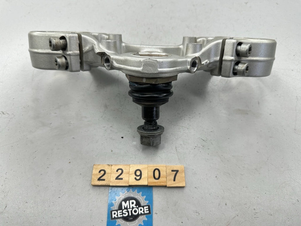 BMW R1200GS ADV '05-13' R1200GS '02-07' Lower Triple Tree Fork Cross Brace Clamp
