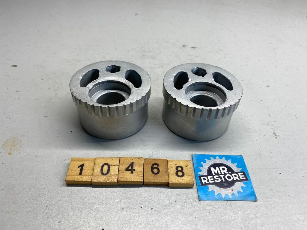 Kawasaki GPZ900R GPZ750R ZX900 Rear Axle Sleeve (pair) 42036-1147 & 42036-1148
