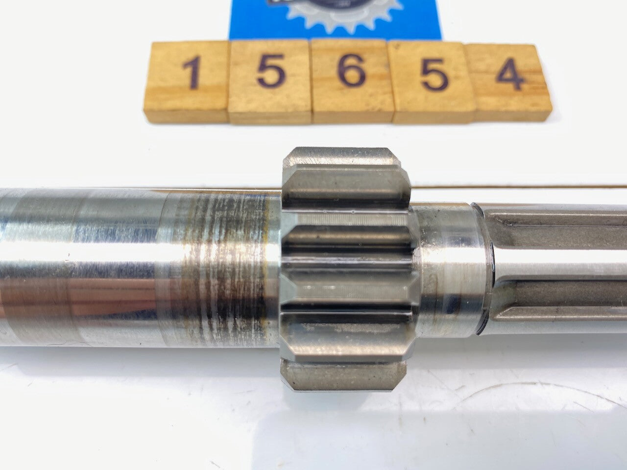 Suzuki RG250 - Countershaft 24121-40A00