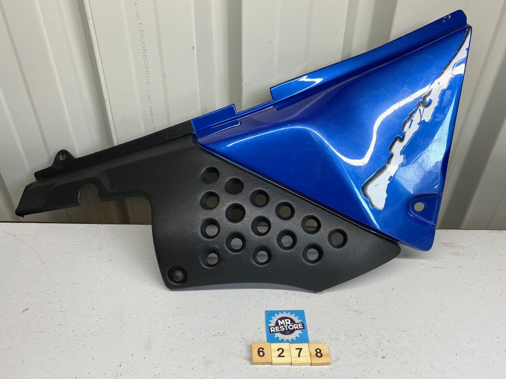 Triumph Tiger 900 1993-1998 (T400 885) Side Cover Right (2300818)