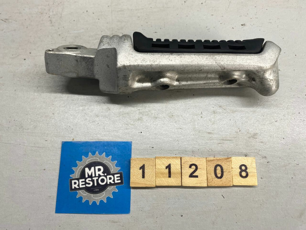 Suzuki GSX250FW Left Hand Footrest & Parts 