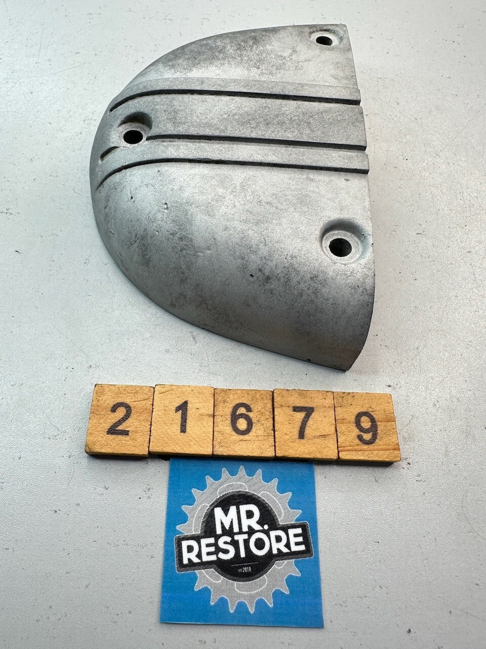 Yamaha RD350 RD250 Oil Pump Cover 360-15416-01