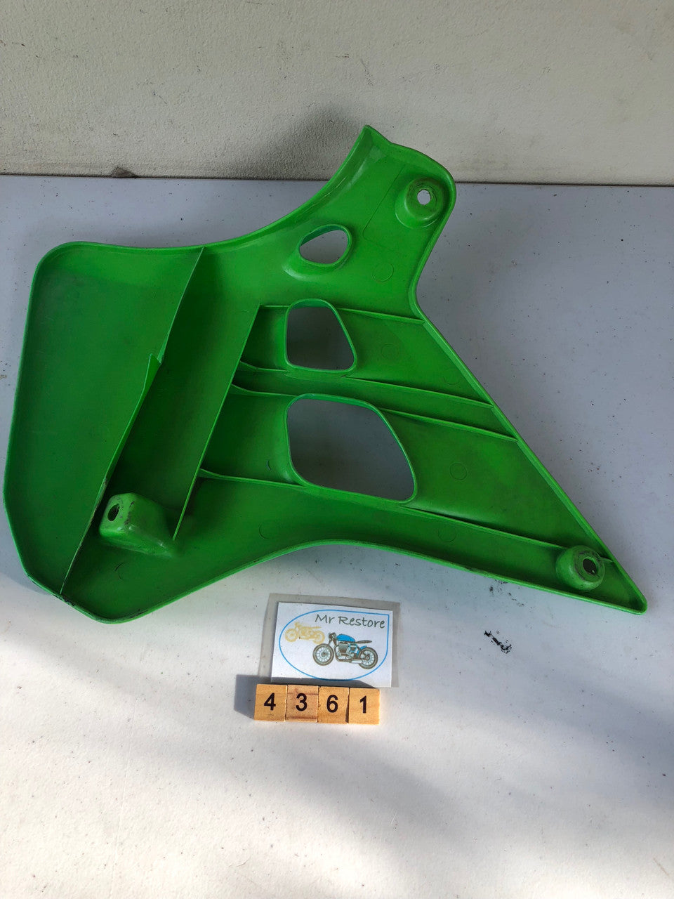 KawasakiÂ KX125 Engine Shroud R/H Genuine OEM 49089-1094 VMX Classic