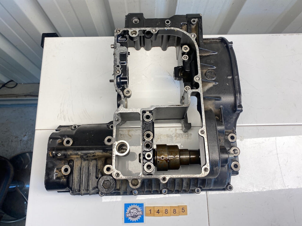 Kawasaki GPZ900R ZX900 Crank Cases