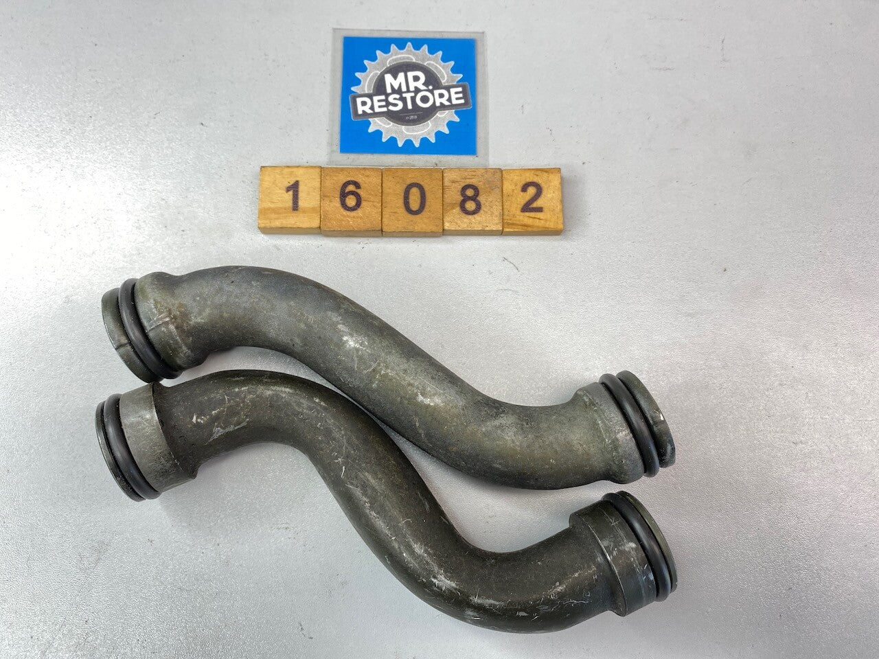 Suzuki GSXR1100 1986-88 Oil Pipe Outlet Pair 16480-06B02 