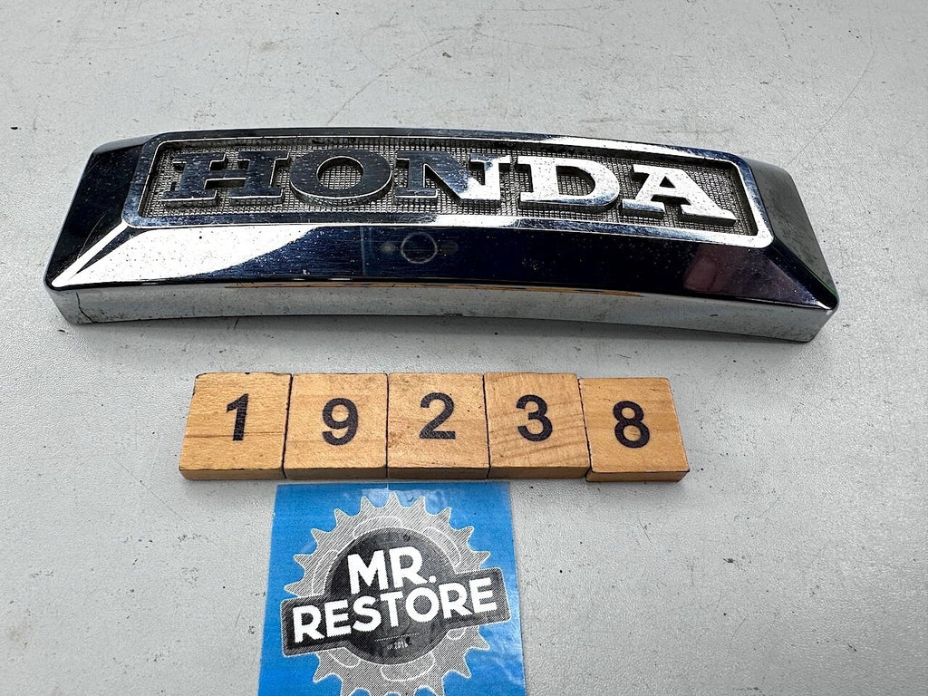 Honda CM250 CM125 CB125 Front Fork Cover Emblem 61401-KB4 (Plastic)