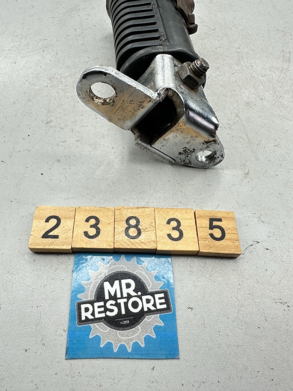 Honda CB750 '79-82' Right Footrest Peg & Rubber 50620-438