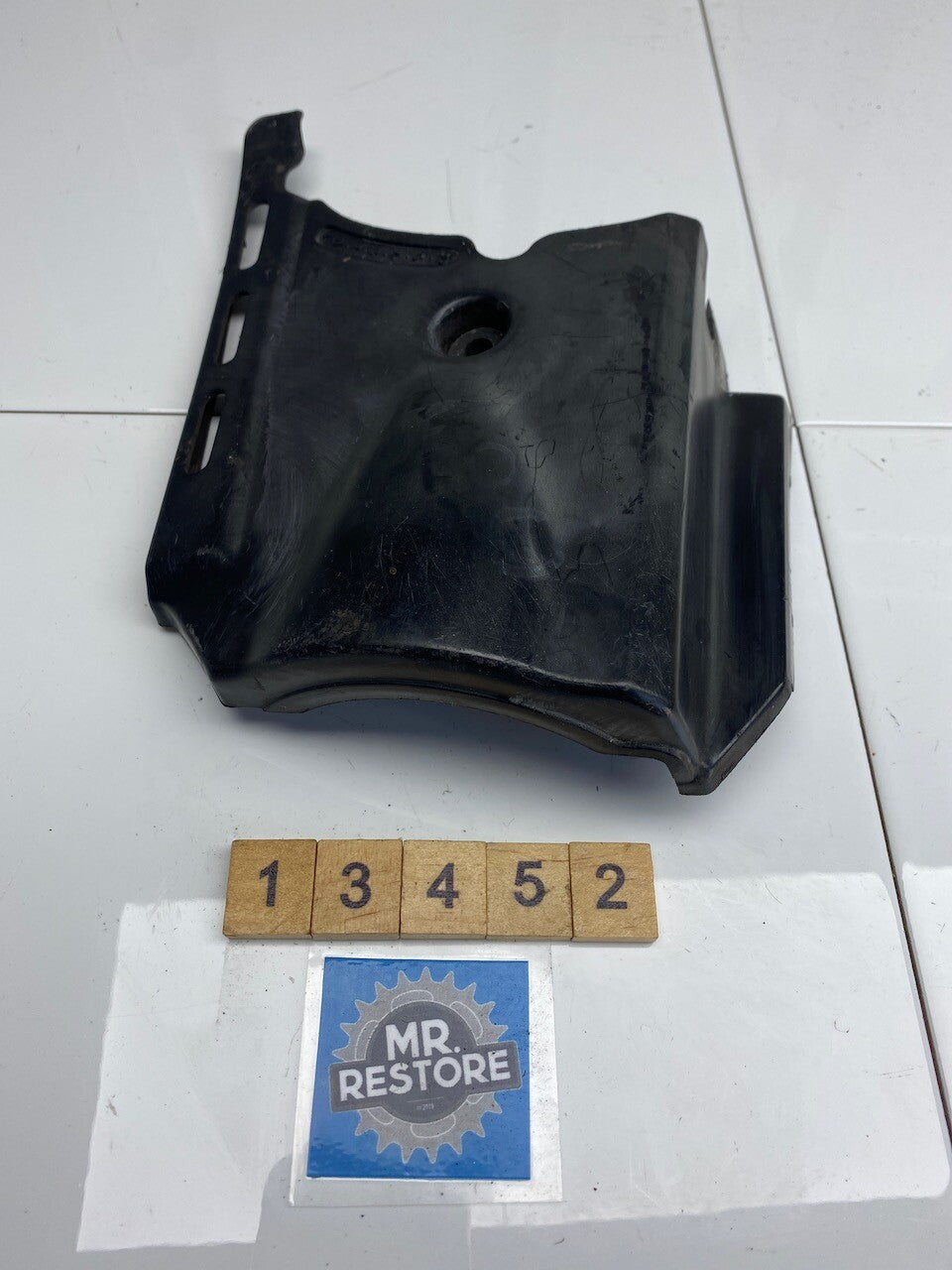 Honda VF750 Sabre V45 L/H Engine Side Water Pump Cover 11341-MB0-770