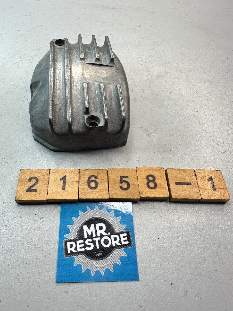 Yamaha XS400 XS360 XS250 Breaker Cover 1 - 1L9-11157
