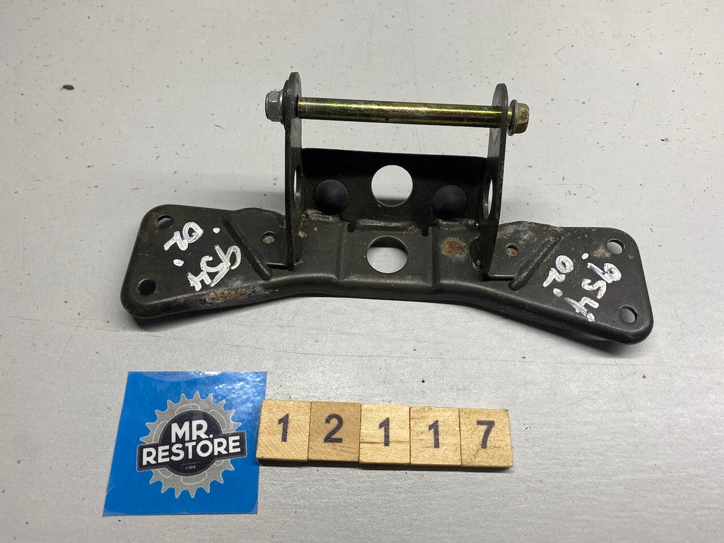 Honda CBR900RR 954 Fireblade Fuel Tank Stay 50255-MCJ-750
