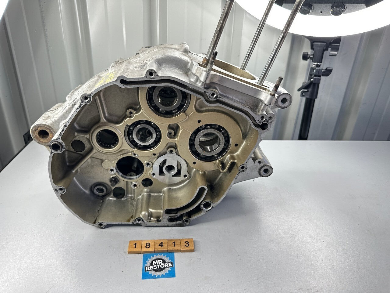 Suzuki GN250 1988-94 Crankcase Set 11300-38861 11300-38862