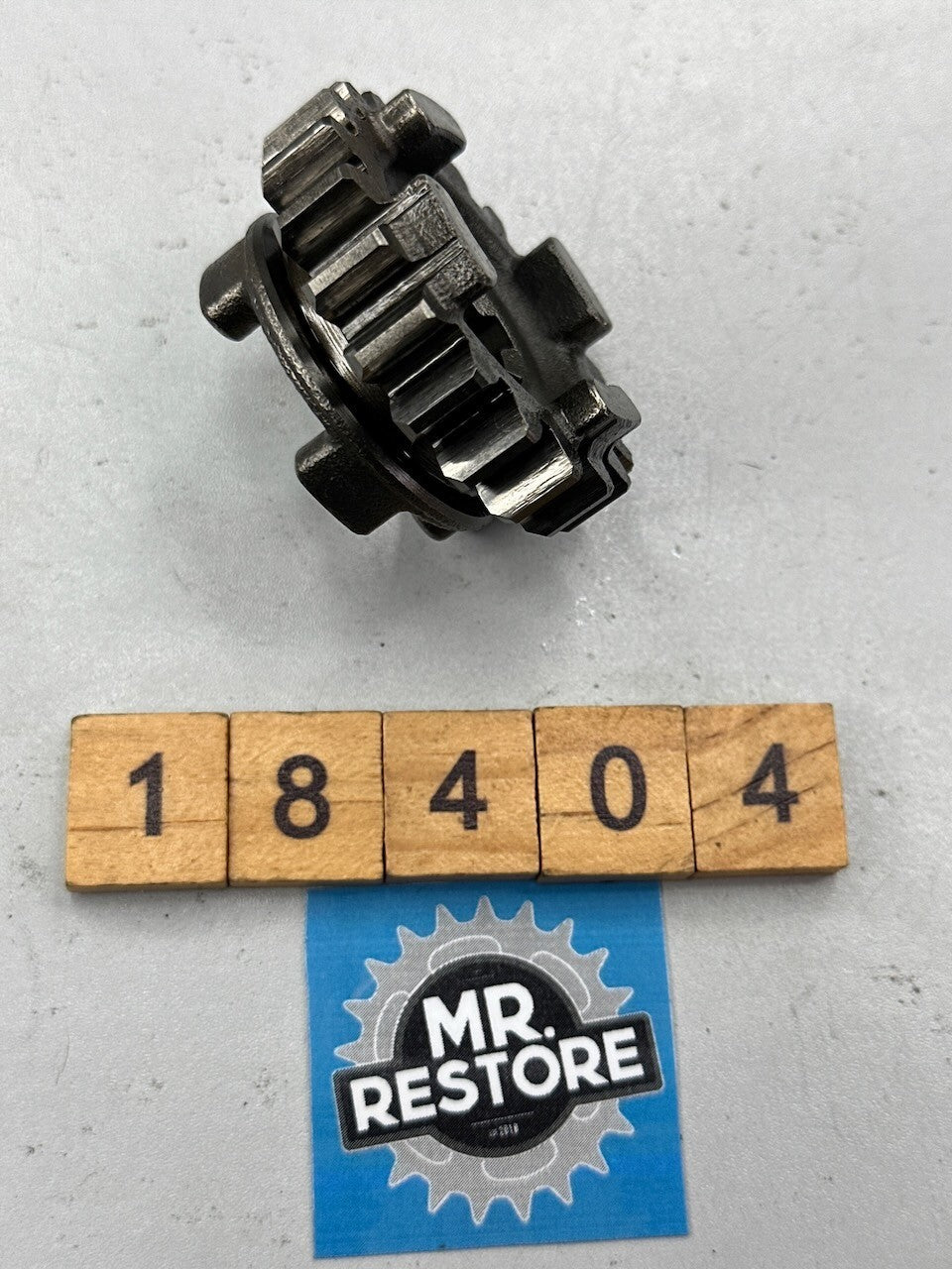 Suzuki GN250 DR250 Transmission 4th Driven Gear (20T) 24341-38200  24341-38201