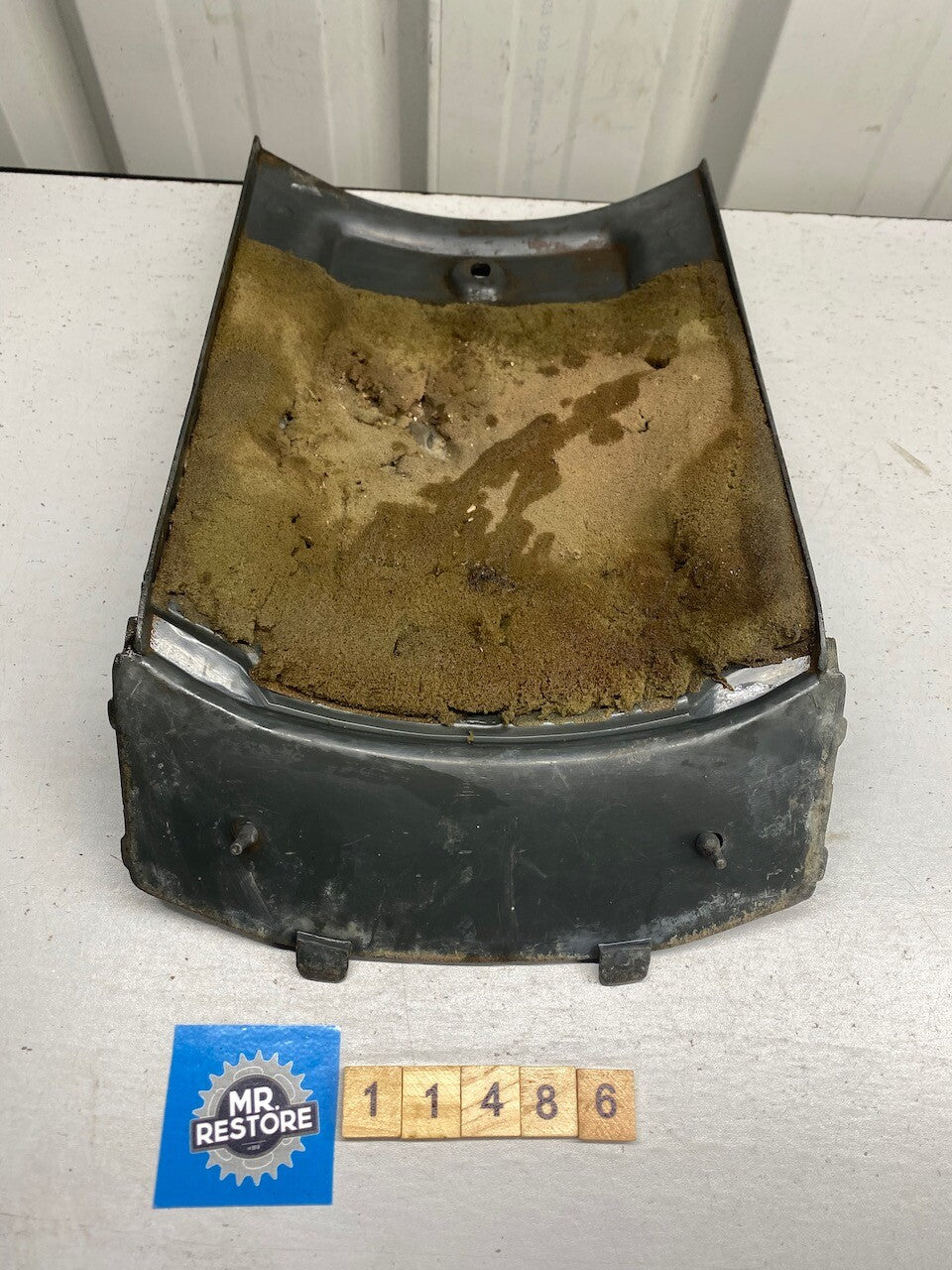 Honda Beluga 80 Electric - Front Panel & Lower Rubber Insert