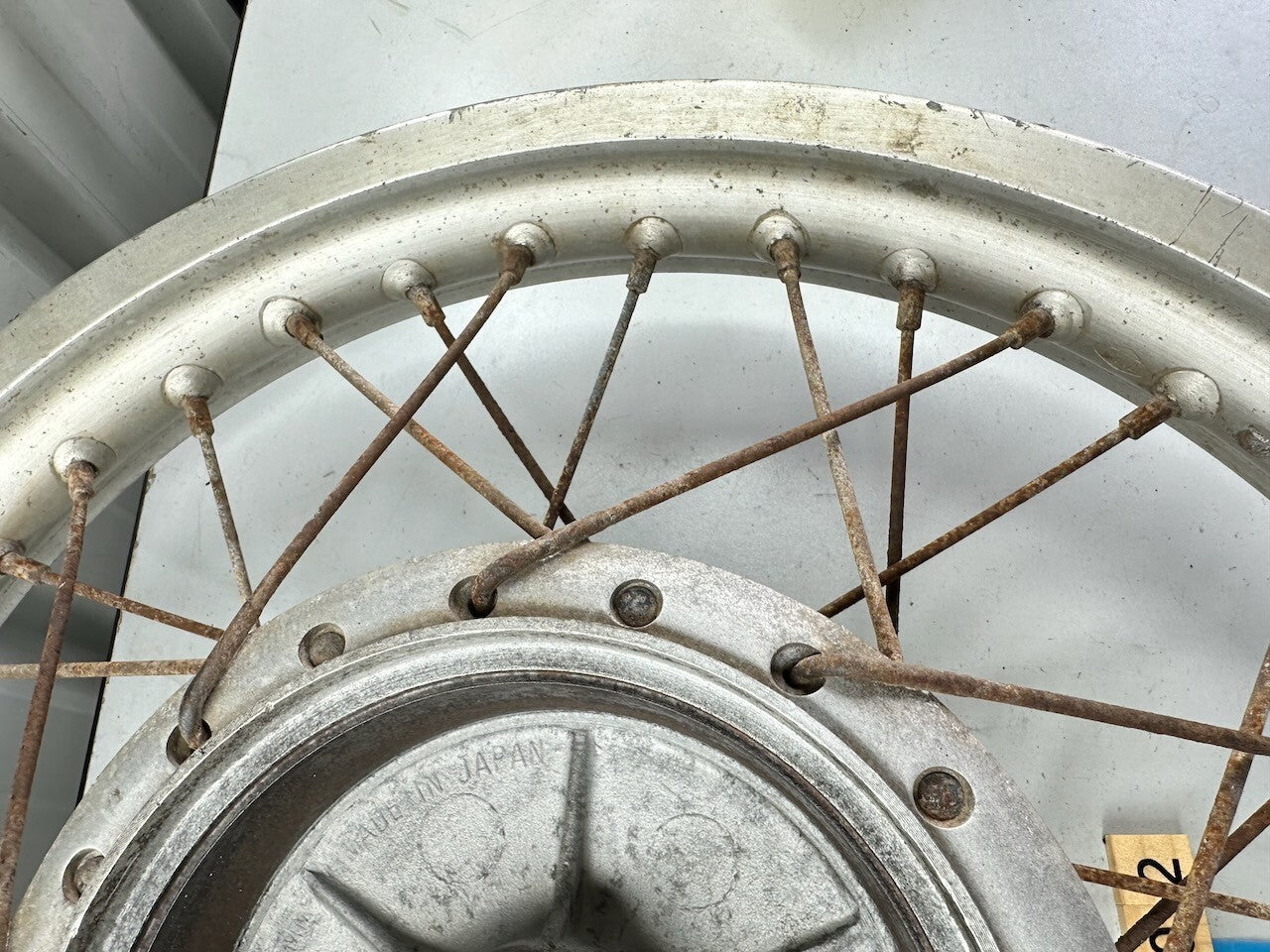 Kawasaki Vintage Motorcycle Dirt Rear Wheel (K250 F-II ?) OEM D.I.D 18x1.85